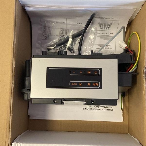VENTILCONVETTORE FAN COIL RIELLO DESIGN INVERTER 33 B CON COMANDO BORDO MACCHINA 